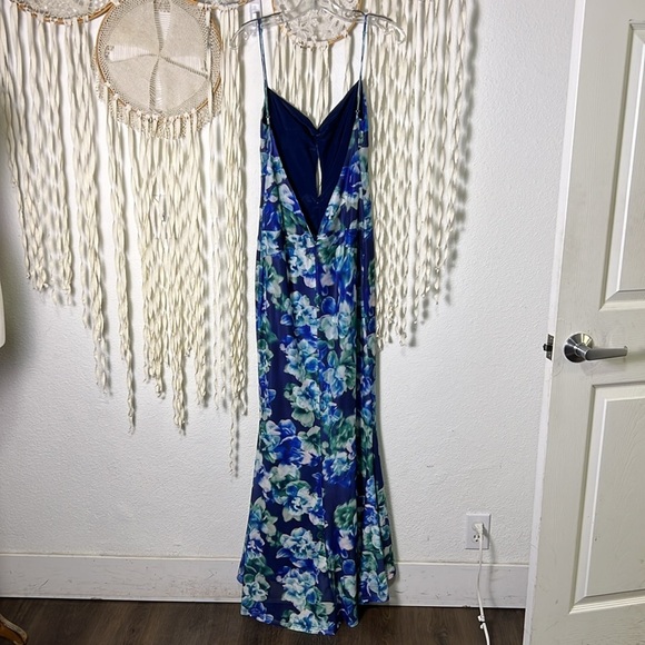 Runaway NWT Channing Maxi Dress in Blue Size M - Picture 6 of 15